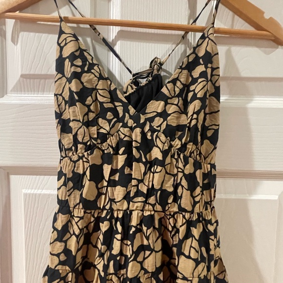 Abercrombie & Fitch Flowy Tiered Maxi Dress - Picture 3 of 5